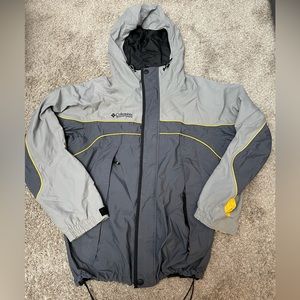 Columbia Men’s Core Interchange Omnishield Hooded Jacket Gray-Size Medium